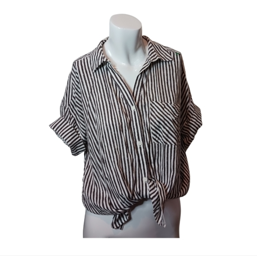 Westbound button-down short sleeve top white and brown stripes size‎ small